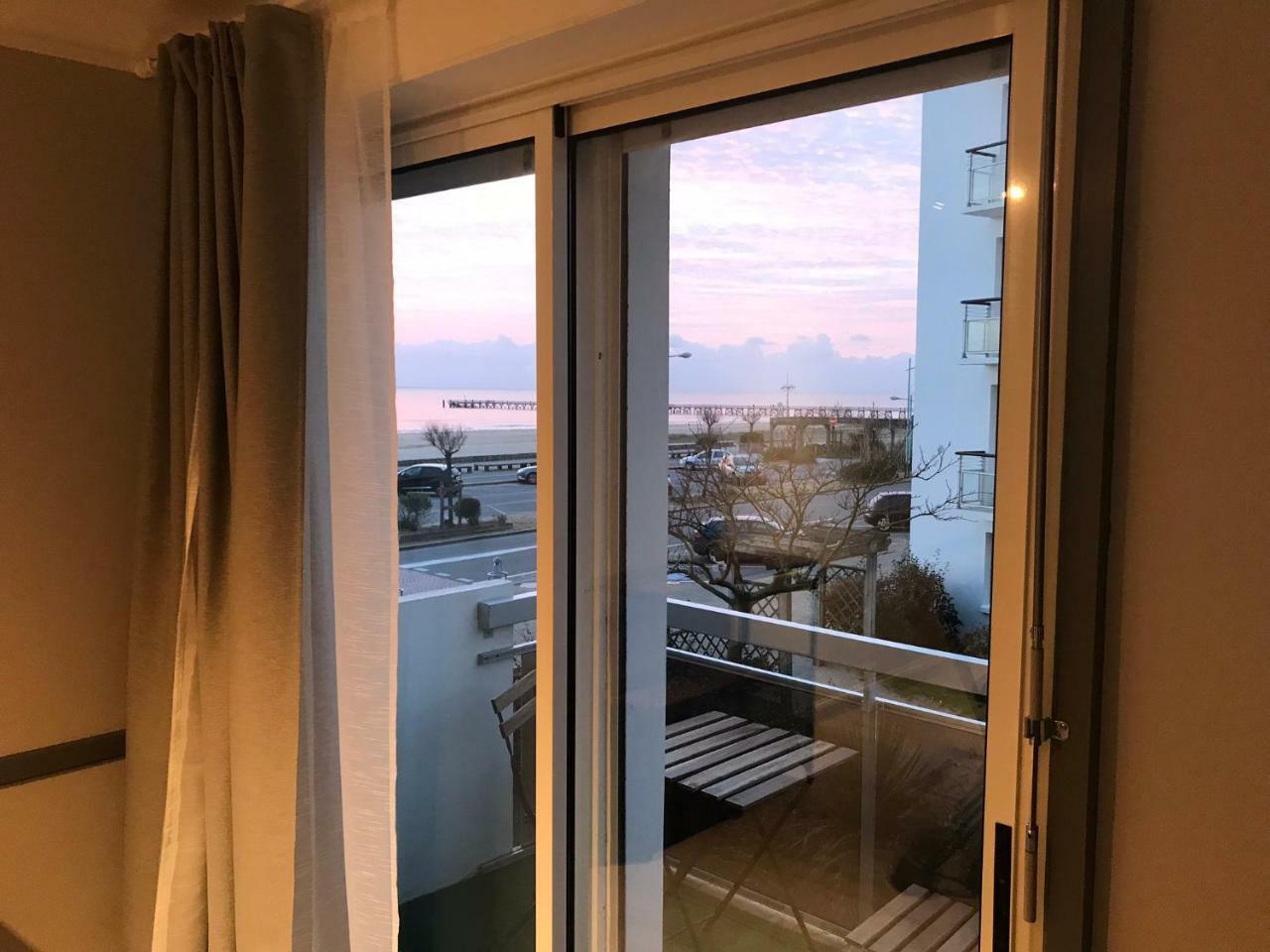COUCHANT RADIEUX Appartement 2 pièces 4 personnes vue mer Saint-Jean-de-Monts Esterno foto